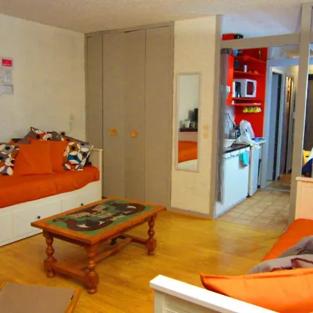 Grand Renove 4/5 Pers. Avec Balcon, Garage, Pied Des Pistes - Fr-1-689-102